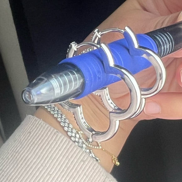 Earrings never used - Picture 4 of 4